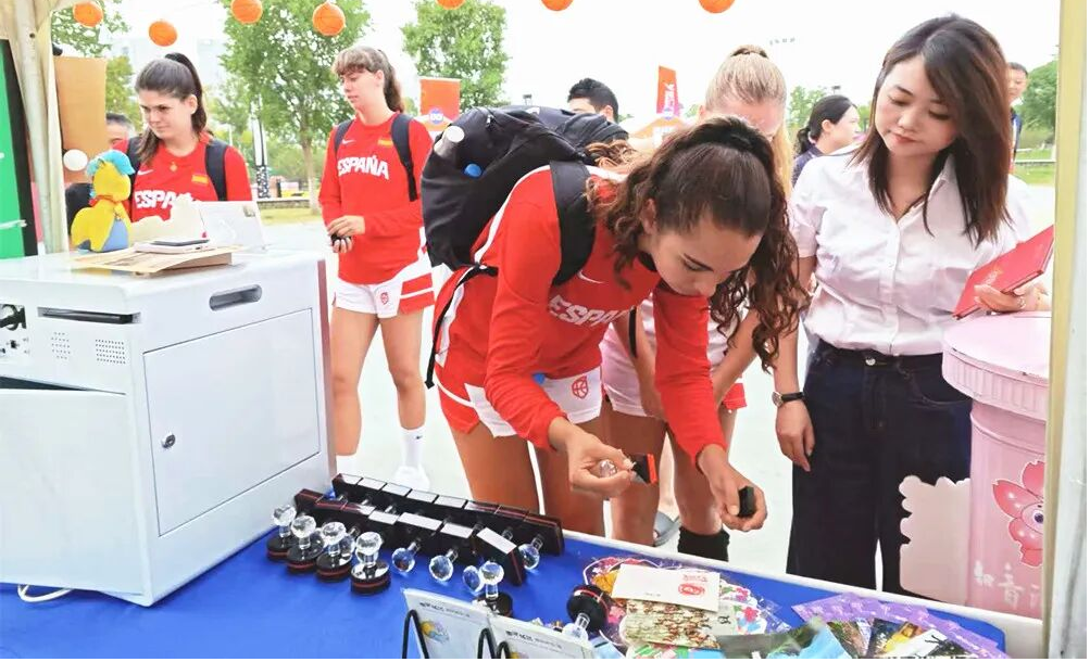武汉邮政为2026国际篮联三人篮球U23世界...